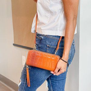 Zip around wallet - Crocodile Embossed Pattern and Gradient Color Motifs